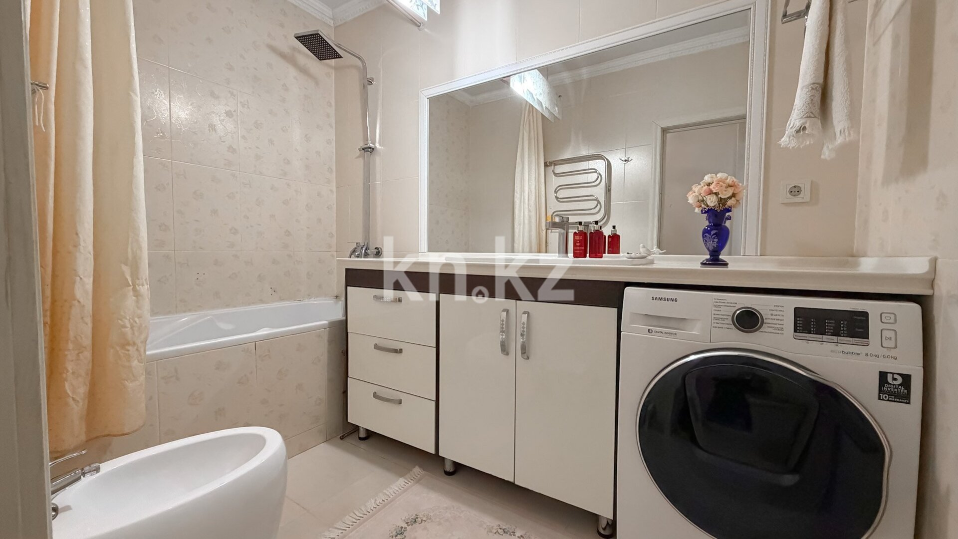 Продажа 2-комнатной квартиры, 74 м² в Алматы - фото 4