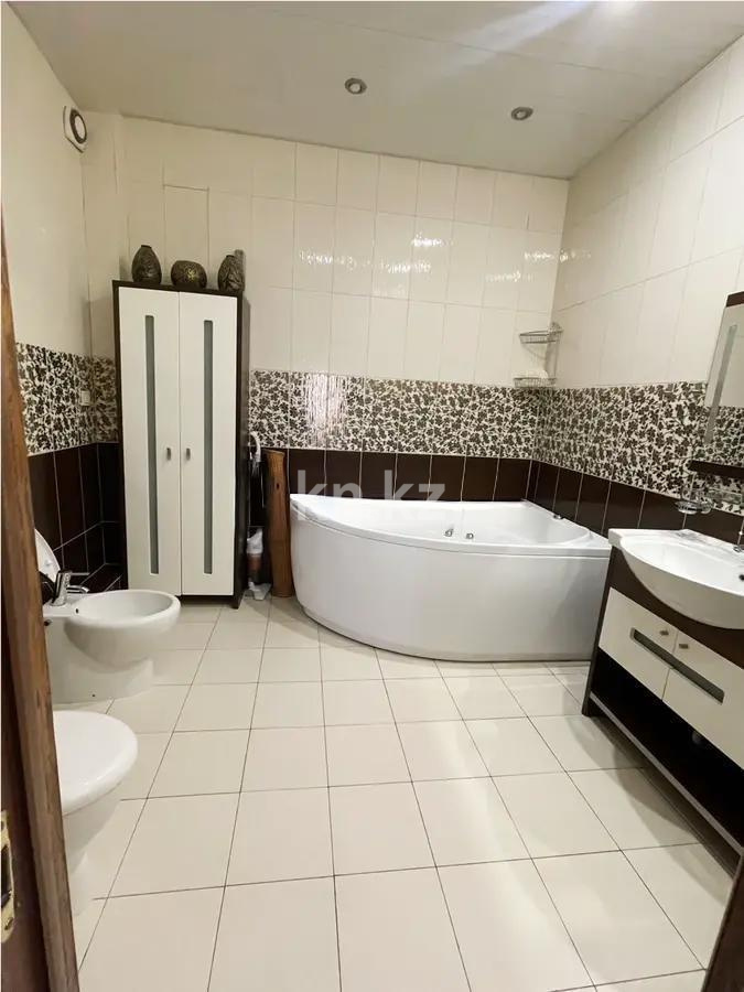 Продажа 4-комнатной квартиры, 137 м² в Астане - фото 5