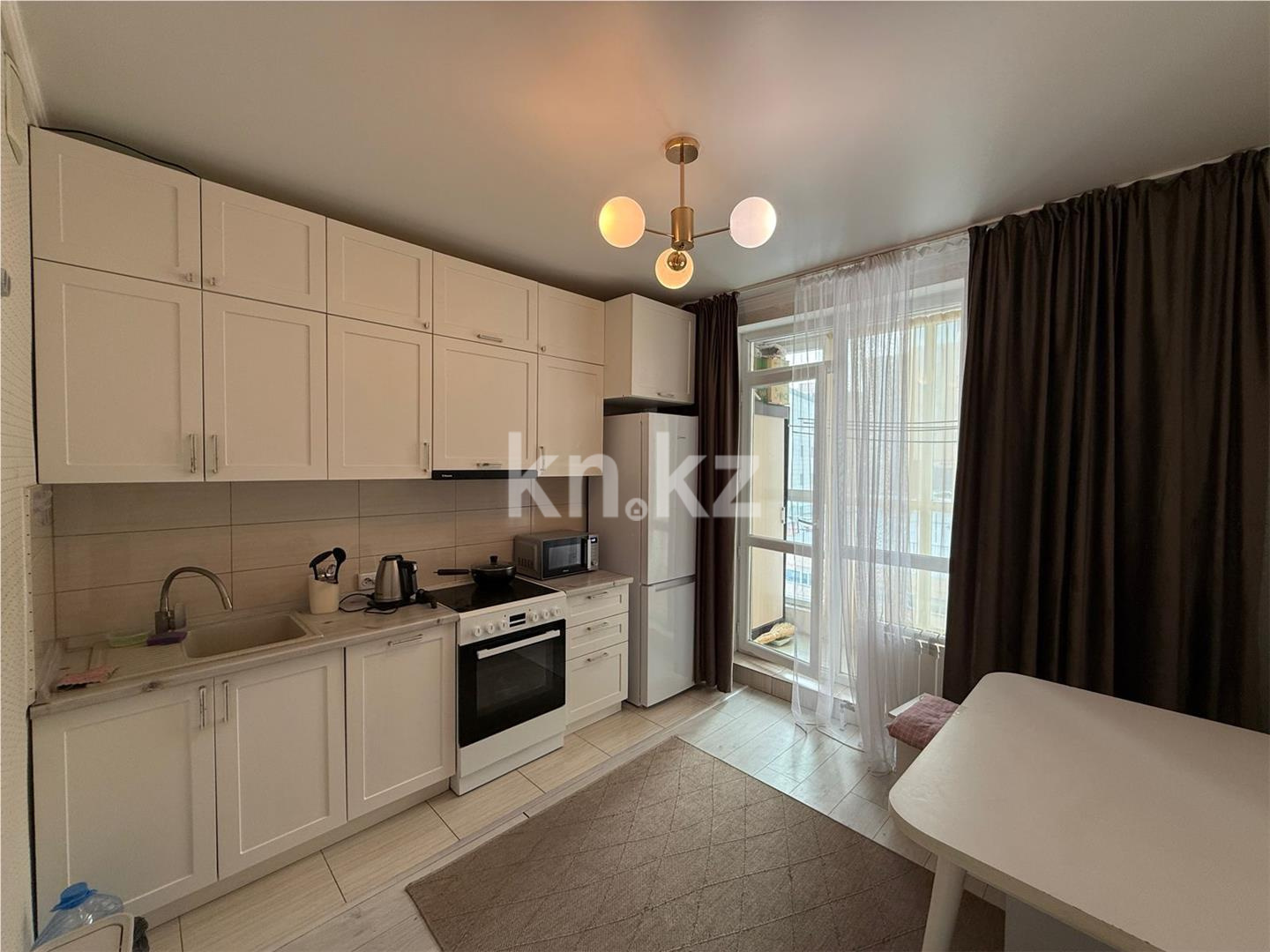 Продажа 1-комнатной квартиры, 40 м² в Астане