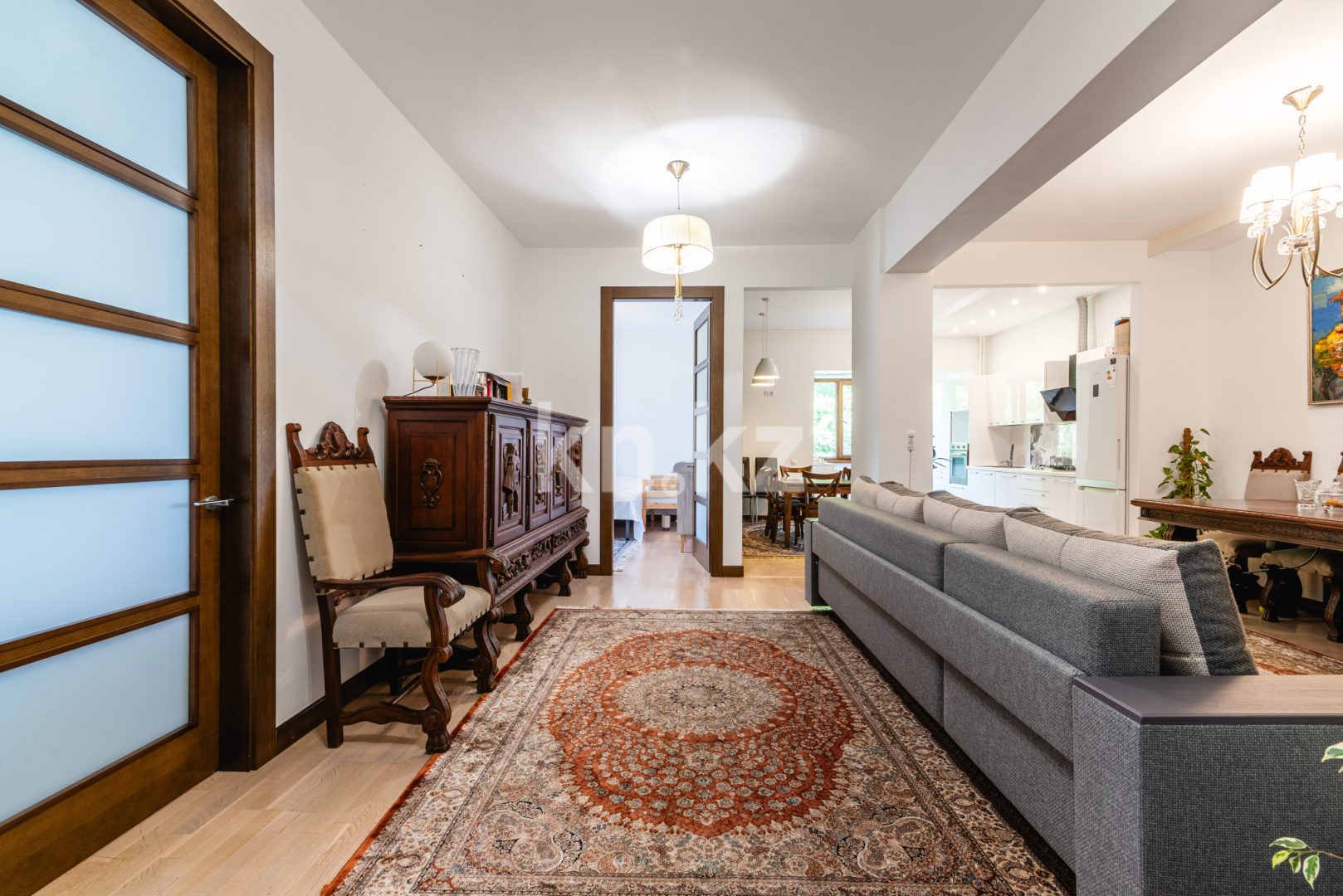 Продажа 4-комнатной квартиры, 132 м² в Алматы - фото 8