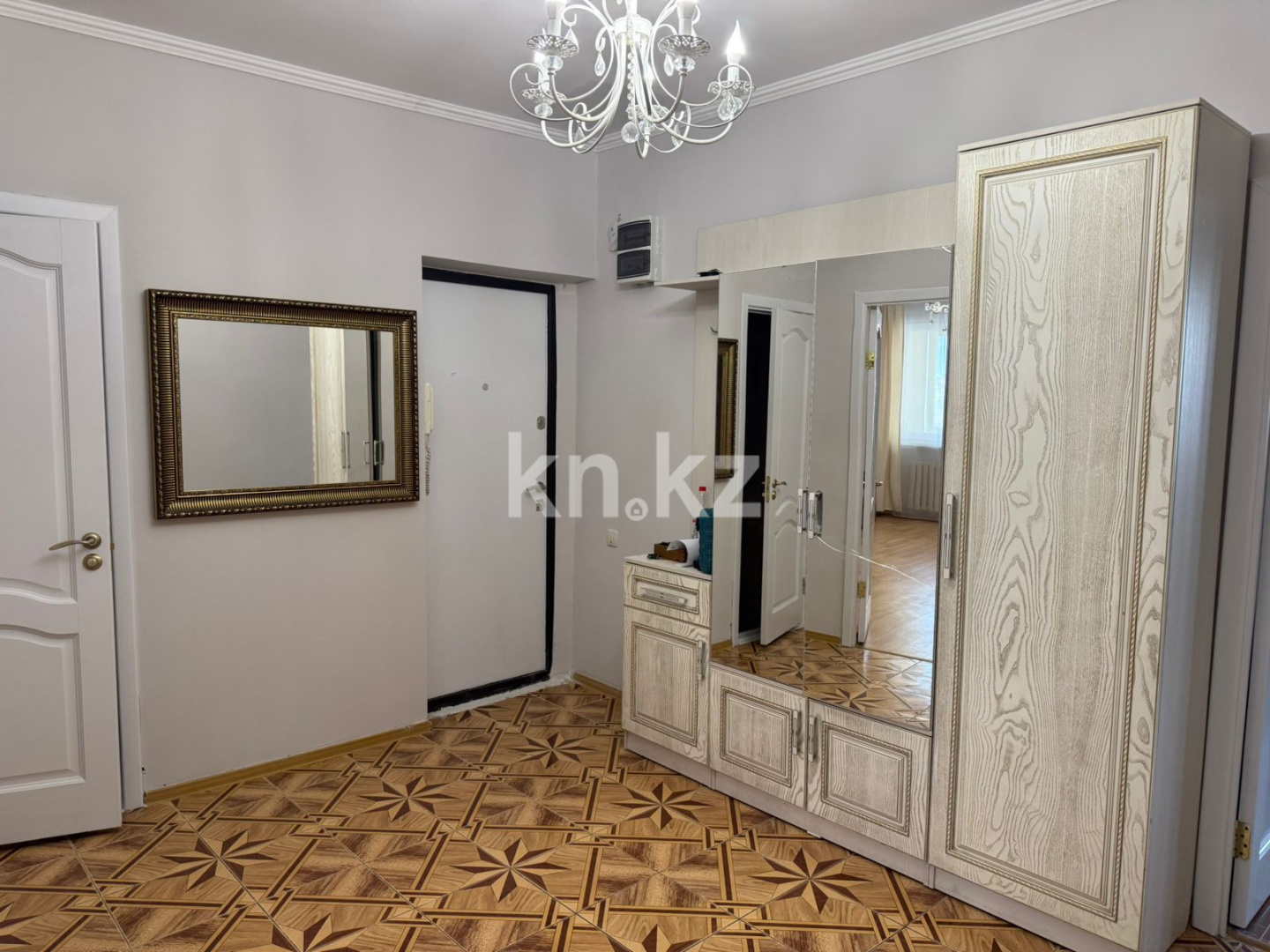 Аренда 2-комнатной квартиры, 96 м², пр. Серкебаева, дом  111 в Алматы - фото 10