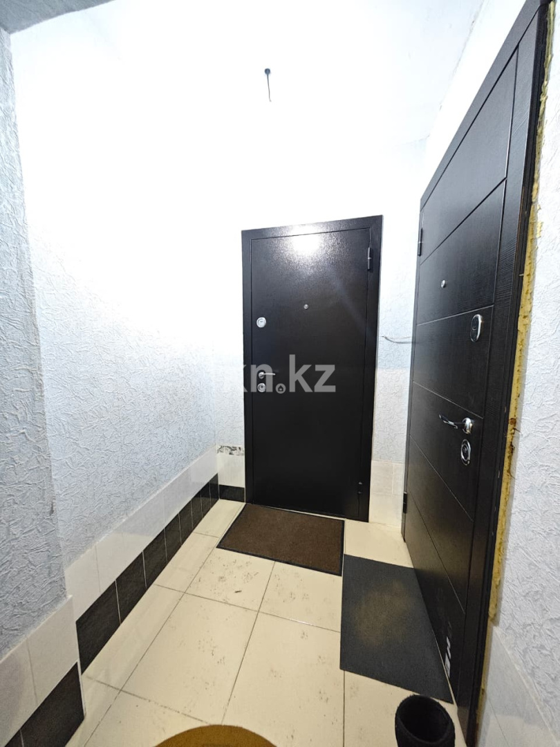 Продажа 4-комнатной квартиры, 78 м², пр. Республики, дом  4 в Караганде - фото 19