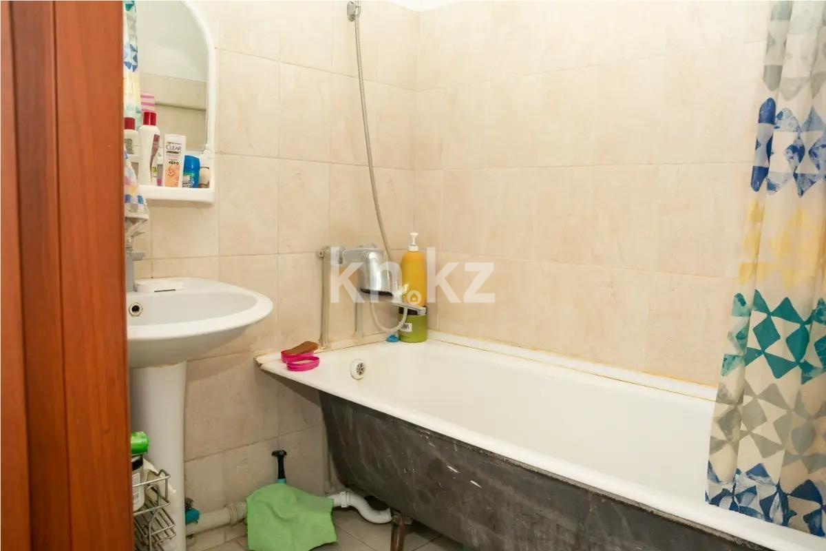 Продажа 2-комнатной квартиры, 65 м², ул. Жандосова, дом  144/1 в Алматы - фото 6