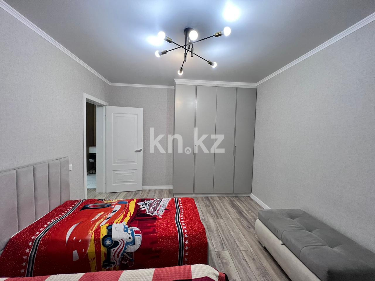 Продажа 3-комнатной квартиры, 87 м², ул. Сатыбалдина в Караганде - фото 20