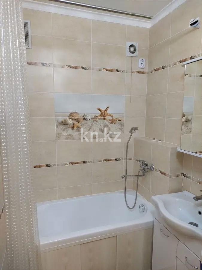 Продажа 2-комнатной квартиры, 43 м², ул. Ерубаева, дом  45 в Караганде - фото 4