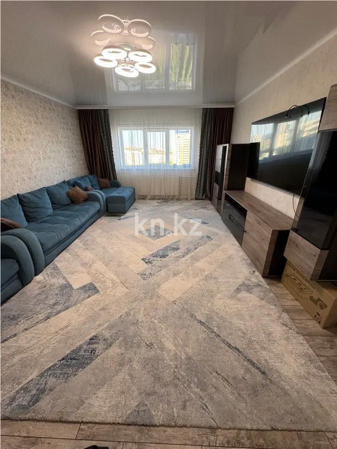 Продажа 3-комнатной квартиры, 90 м², мкр-н. Самал, дом  4 в Астане