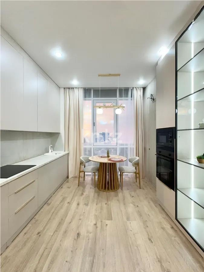 Продажа 2-комнатной квартиры, 60 м², ул. Жарокова, дом  218 в Алматы - фото 3