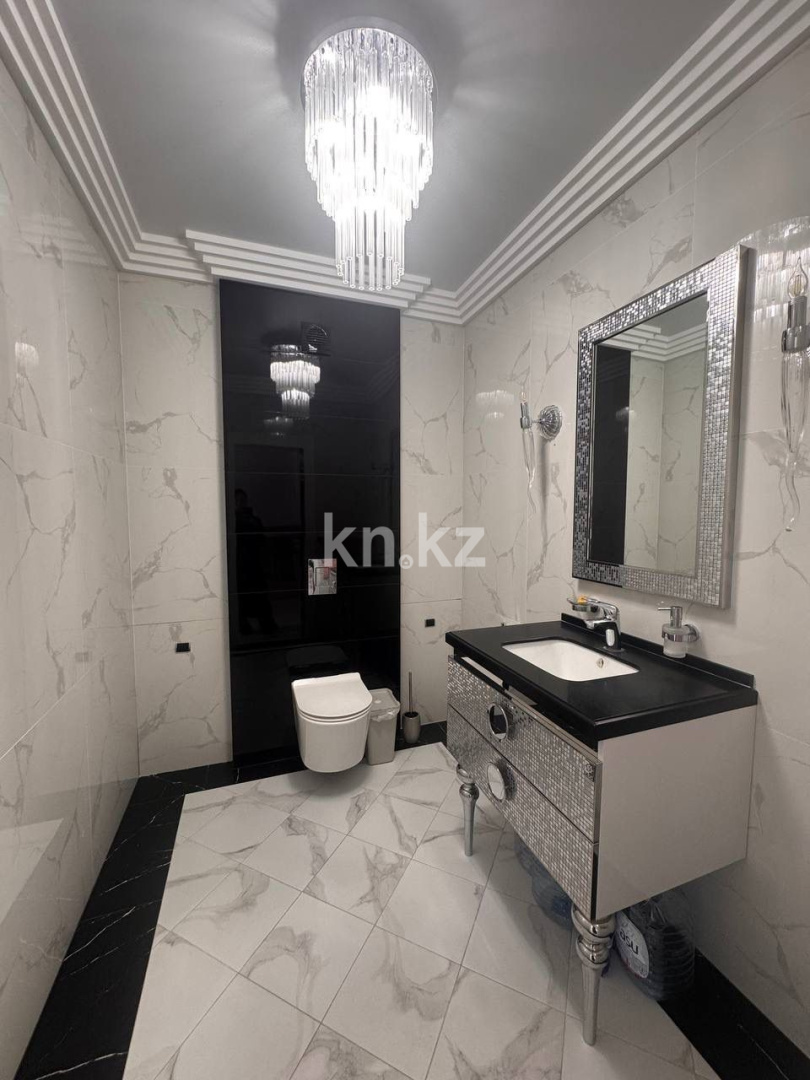 Продажа 5-комнатного дома, 255.7 м², ул. Муканова, дом  45/67 в Караганде - фото 4