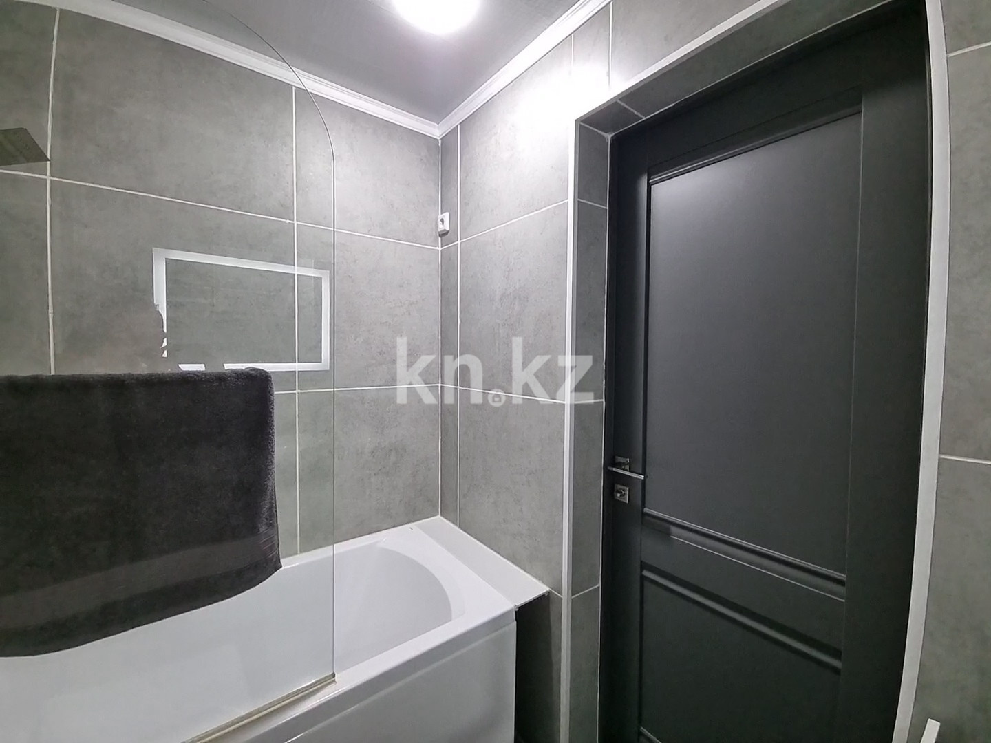 Аренда 1-комнатной квартиры посуточно, 40 м², ул. Каженбаева, дом  3 в Атырау - фото 9