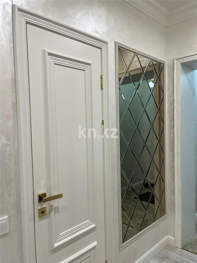 Продажа 4-комнатной квартиры, 106 м², ул. Дюсембекова в Караганде - фото 6