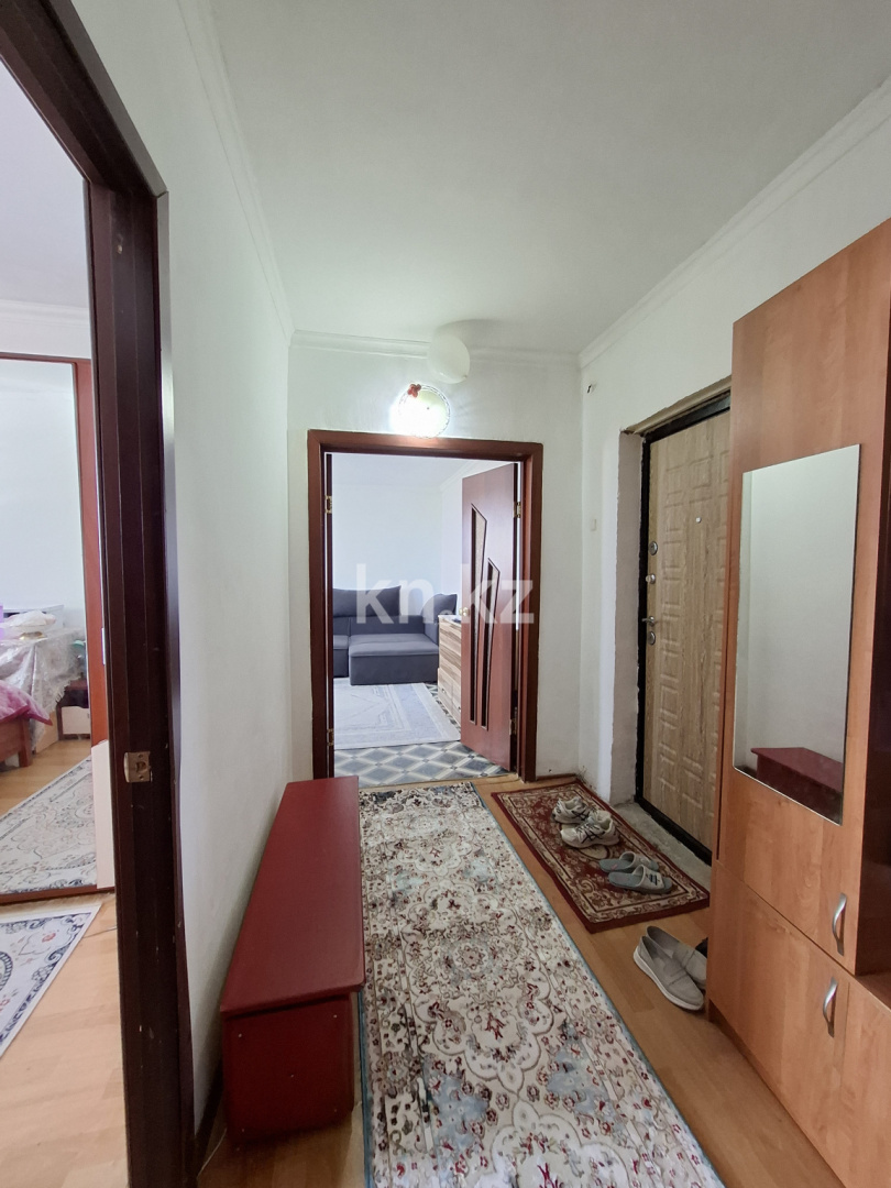 Продажа 2-комнатной квартиры, 50.7 м², мкр-н 19, дом  75 в Караганде - фото 10