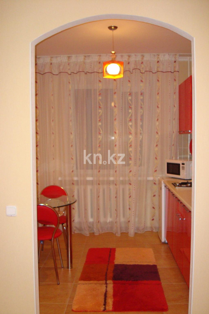 Аренда 1-комнатной квартиры посуточно, 40 м² в Астане - фото 3