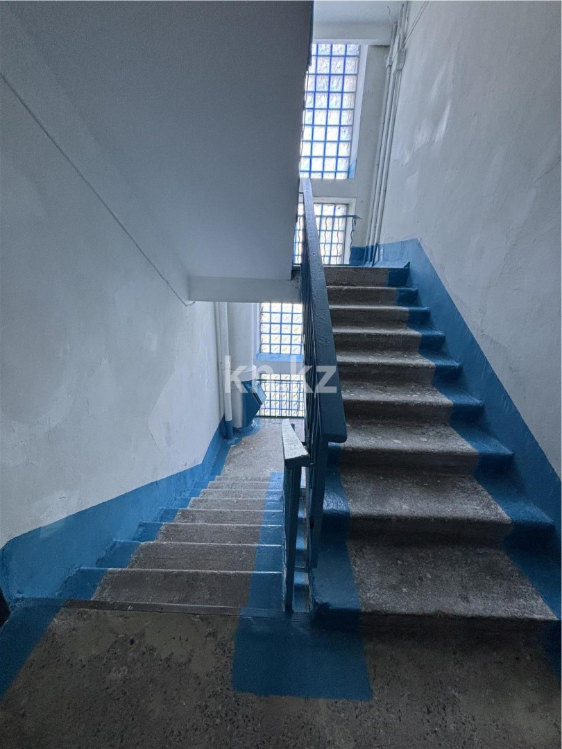 Продажа 1-комнатной квартиры, 33 м², ул. Аманжолова, дом  7 в Караганде - фото 7