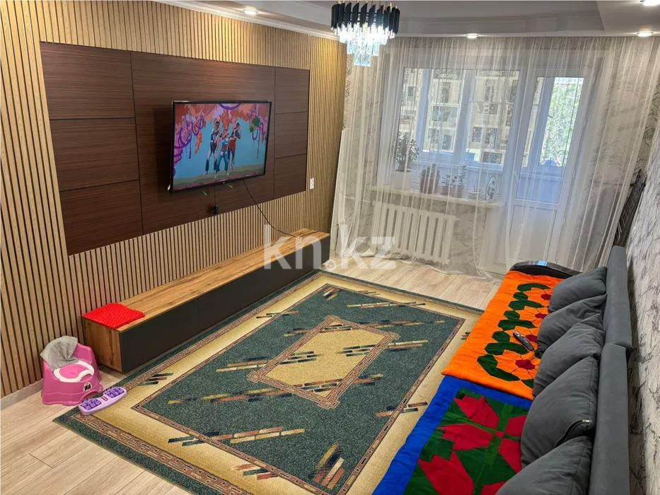 Продажа 3-комнатной квартиры, 63 м², ул. Карла Маркса, дом  117 в Шахтинске