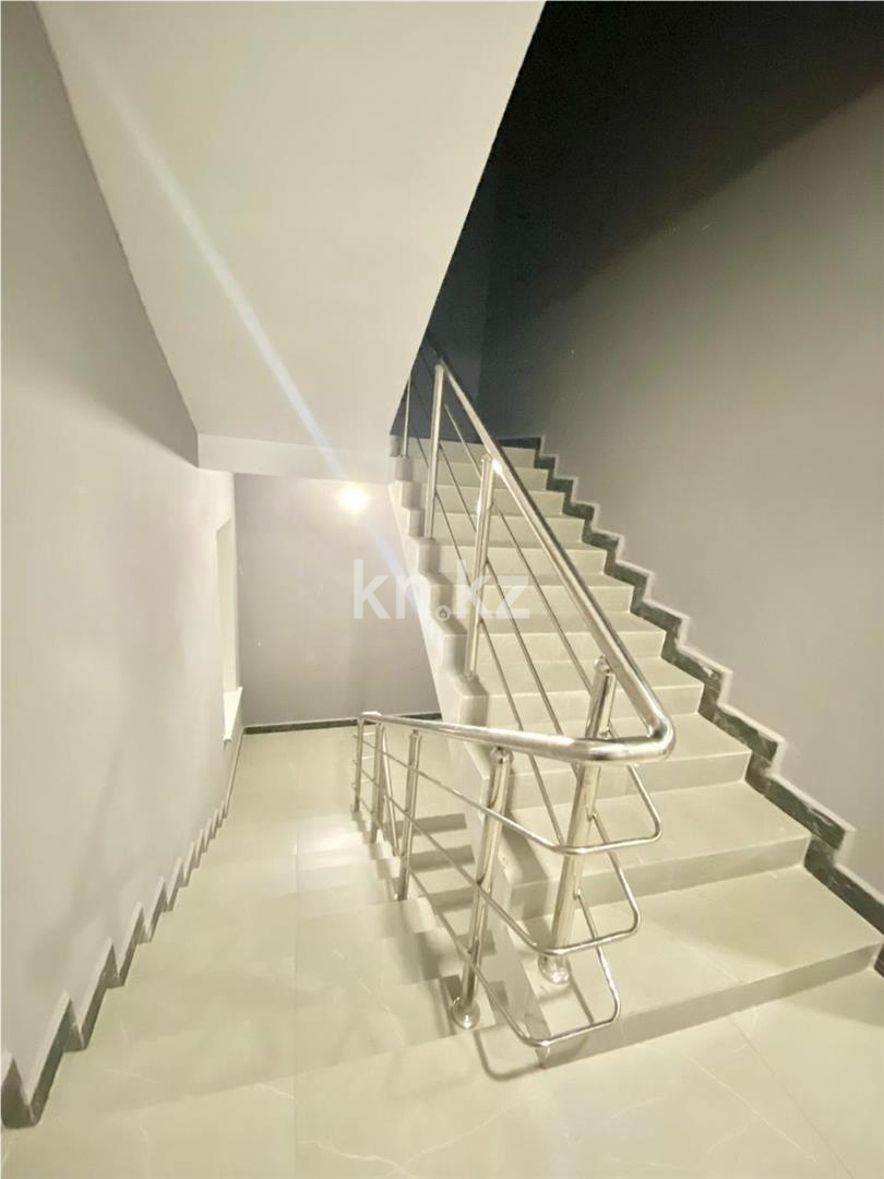 Продажа 3-комнатной квартиры, 103 м², ул. Момышулы в Караганде - фото 19