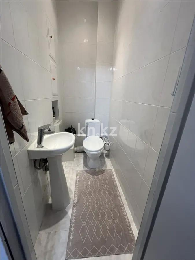 Продажа 2-комнатной квартиры, 68 м², ул. Рыскулбекова, дом  16 в Астане - фото 4