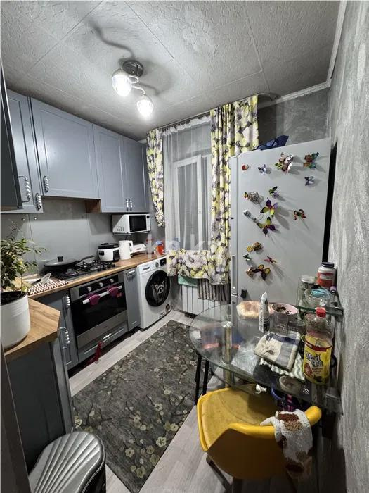 Продажа 2-комнатной квартиры, 42 м², мкр-н Тастак-1, дом  17 в Алматы - фото 3