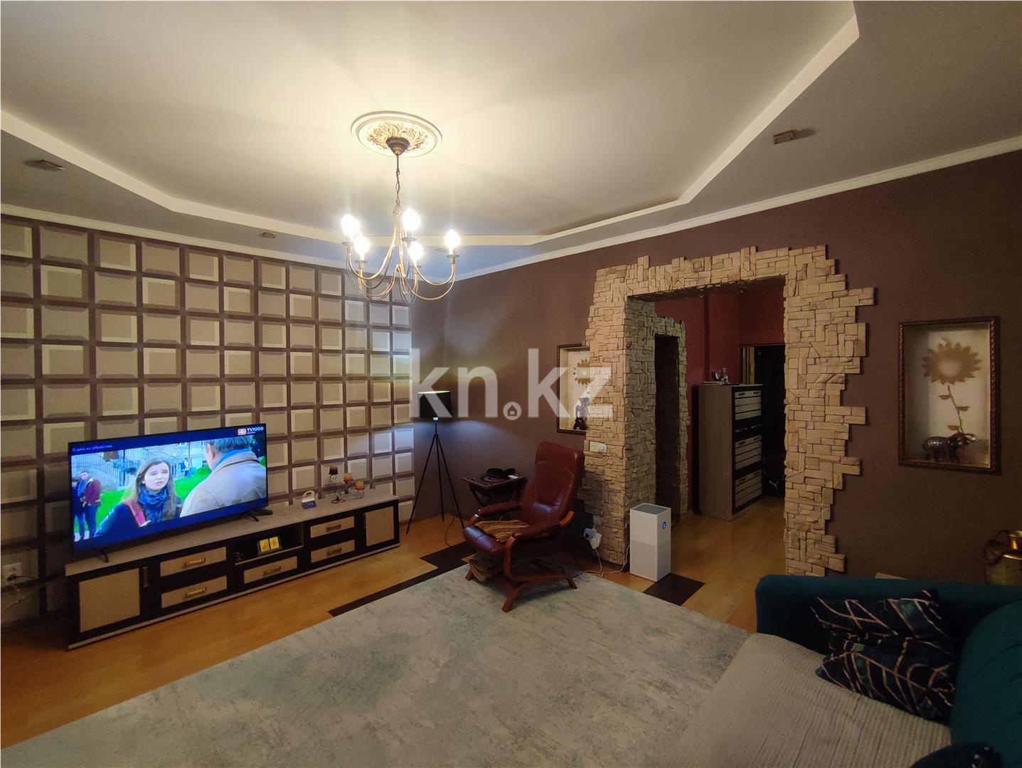 Продажа 3-комнатной квартиры, 76 м², ул. Мустафина в Караганде - фото 3