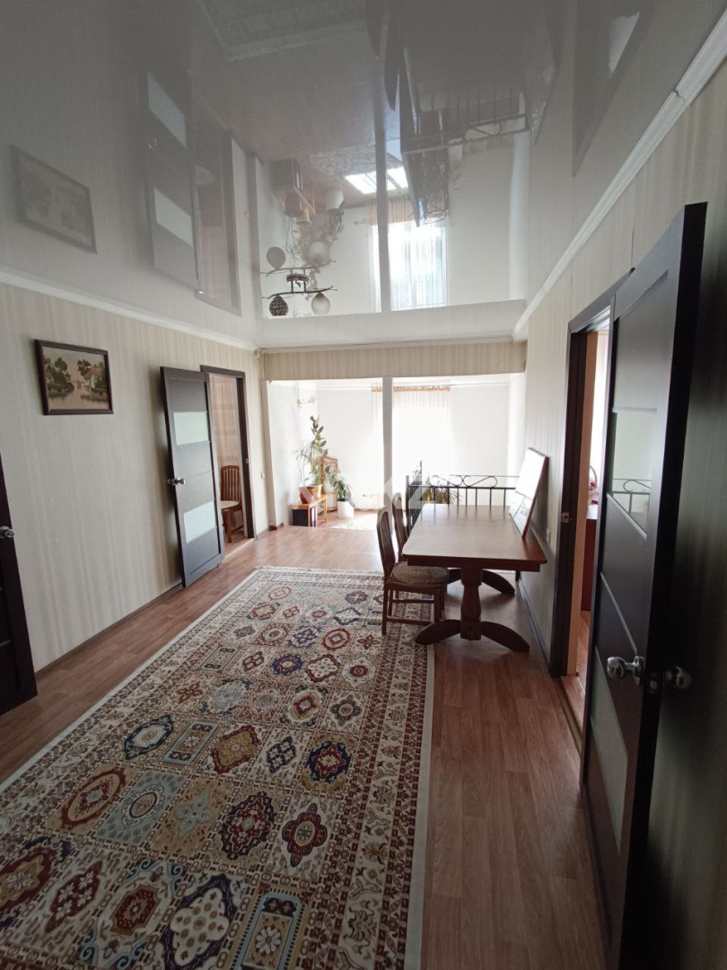 Продажа 5-комнатного дома, 213 м², 68-й квартал в Костанае - фото 10