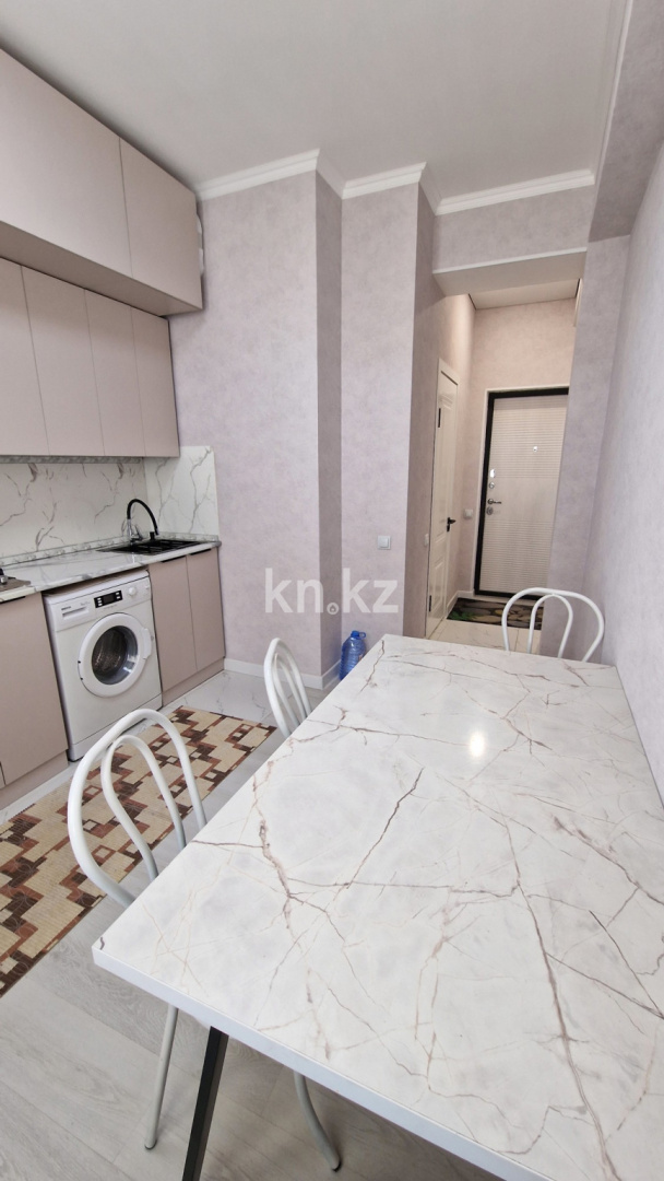 Аренда 1-комнатной квартиры, 40 м² в Алматы