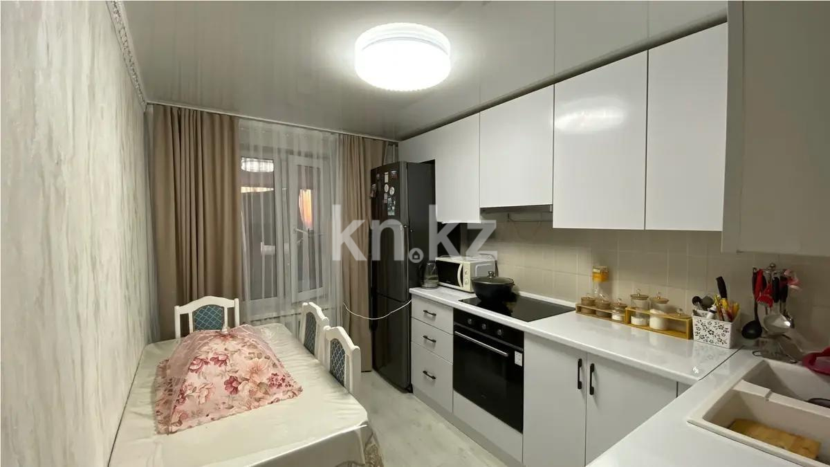 Продажа 3-комнатной квартиры, 61 м², мкр. Восток-3, дом  13 в Караганде - фото 4