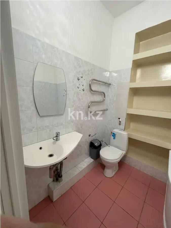 Продажа 5-комнатной квартиры, 175.4 м², мкр-н Самал-1, дом  29 в Алматы - фото 4
