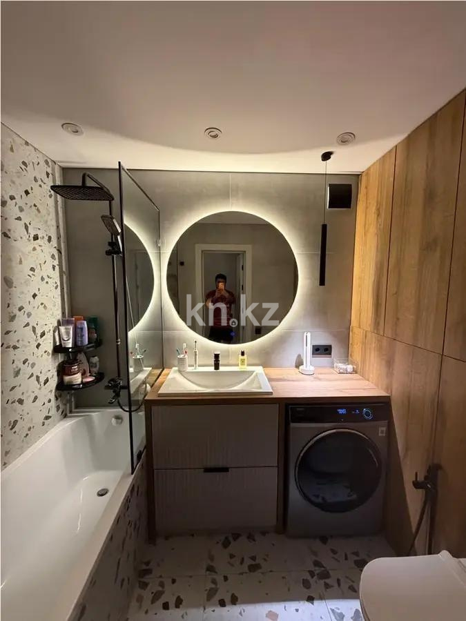 Продажа 3-комнатной квартиры, 60 м², 1 мкр., дом  34 в Алматы - фото 4