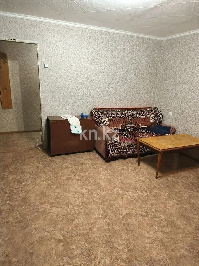 Продажа 3-комнатной квартиры, 55 м², ул. 6-й мик-н, дом  20 в Темиртау - фото 2