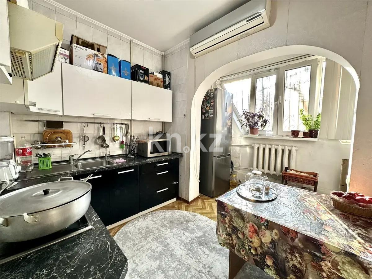 Продажа 3-комнатной квартиры, 72 м², ул. Торайгырова, дом  11А в Алматы - фото 4