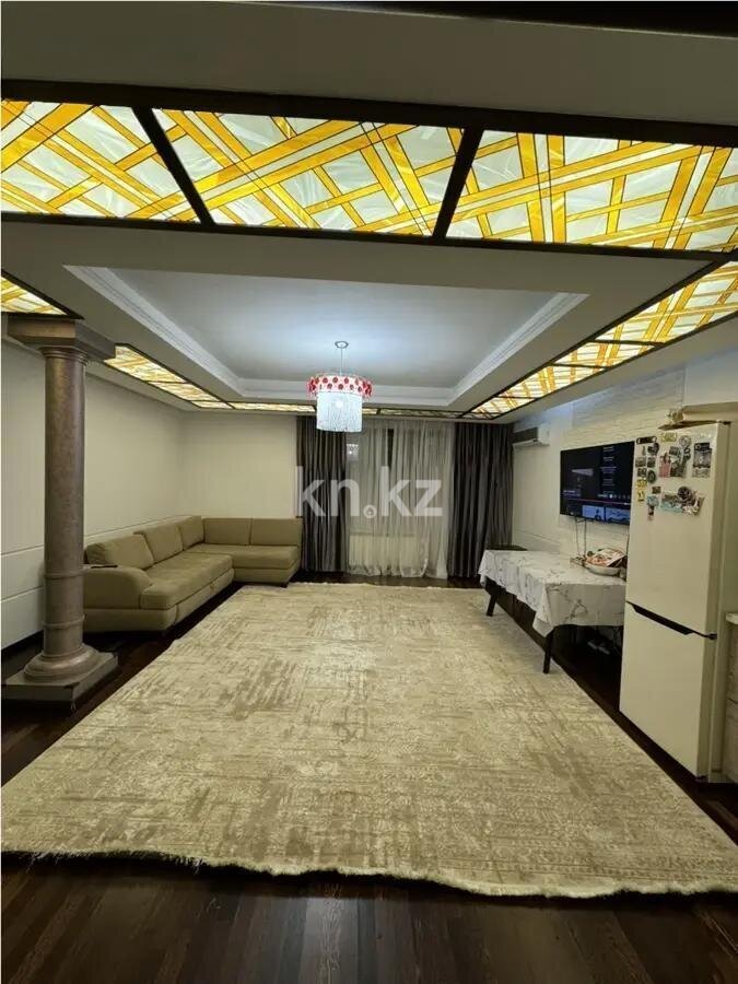 Продажа 2-комнатной квартиры, 63 м² в Алматы