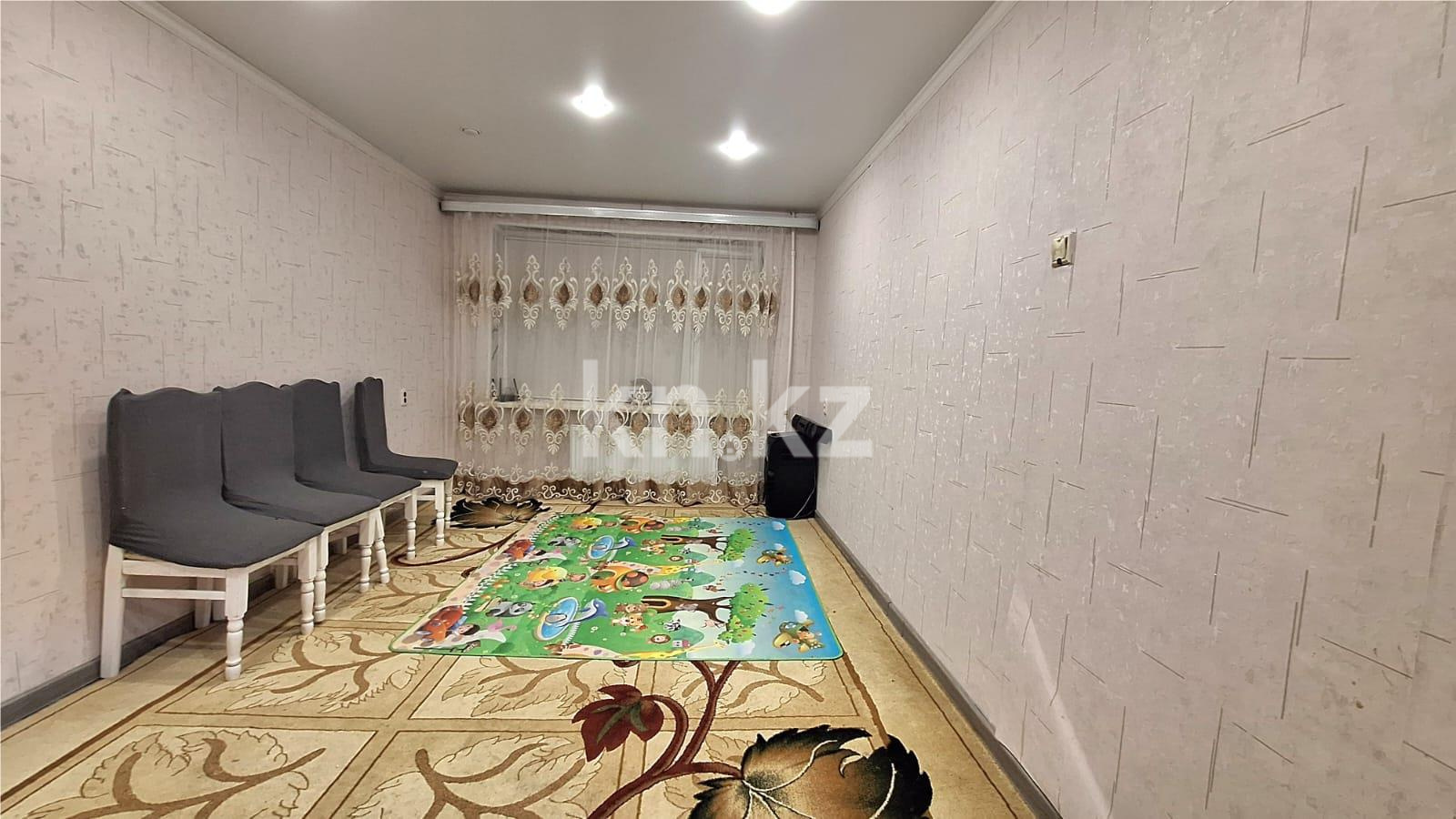 Продажа 2-комнатной квартиры, 45 м², 17 мкр. в Караганде