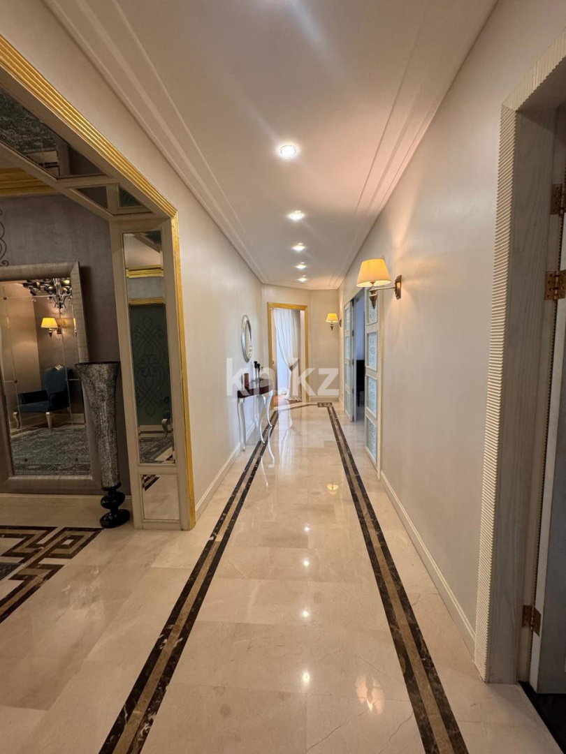 Продажа 5-комнатной квартиры, 206.5 м² в Астане - фото 20