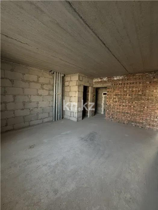 Продажа 3-комнатной квартиры, 68 м², ул. Е-1, дом  2 в Астане - фото 2