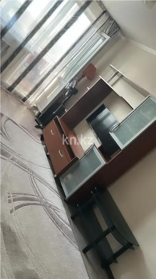 Продажа 1-комнатной квартиры, 32 м², мкр-н 23, дом  36 в Караганде