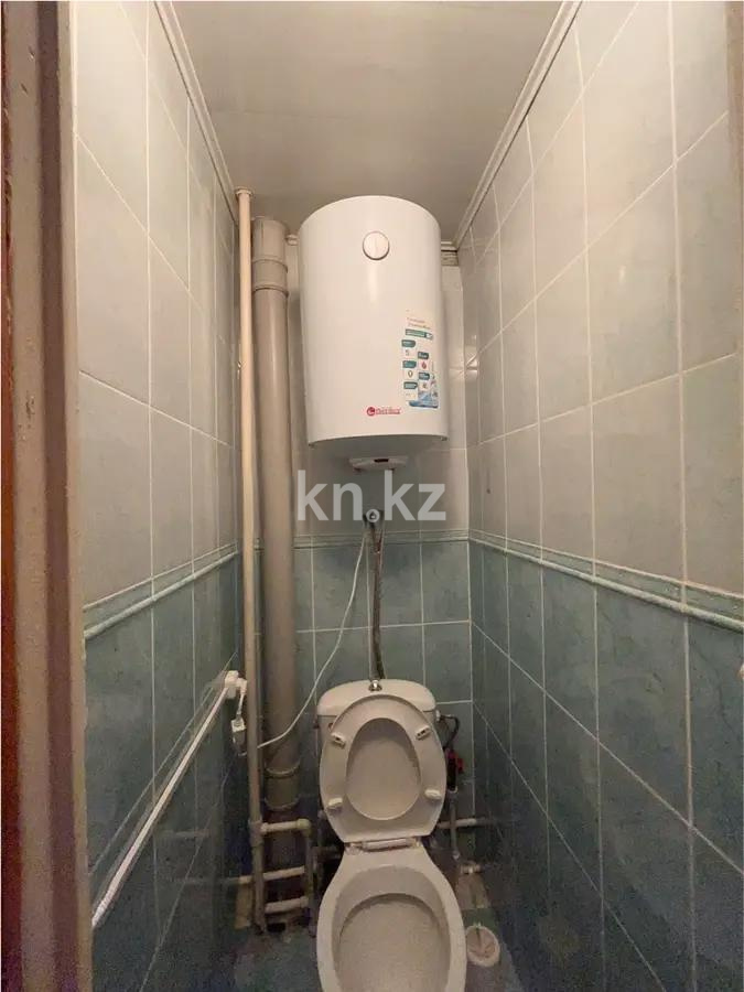 Продажа 3-комнатной квартиры, 64 м², мкр-н Голубые Пруды, дом  18 в Караганде - фото 7