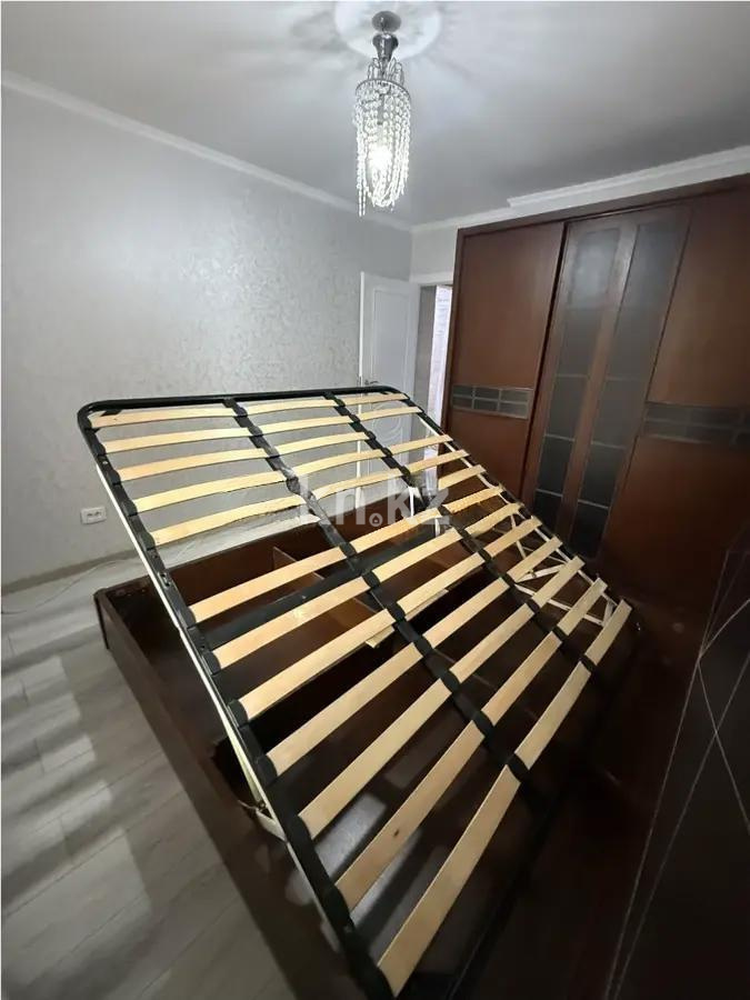 Продажа 2-комнатной квартиры, 50 м², мкр-н Аксай-4, дом  74 в Алматы - фото 2