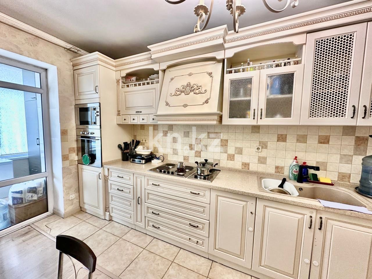 Продажа 4-комнатной квартиры, 139.5 м² в Алматы - фото 4