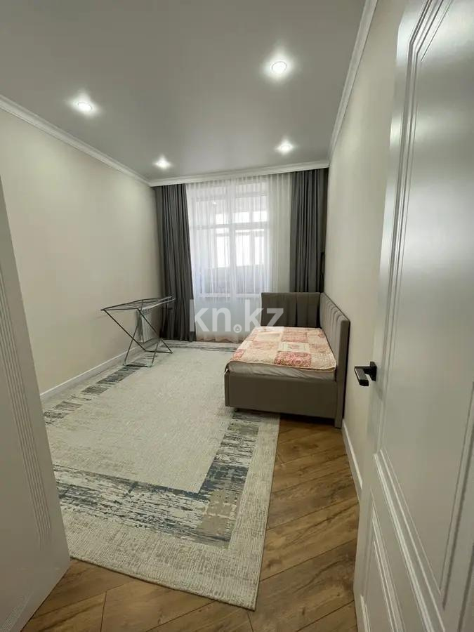 Продажа 3-комнатной квартиры, 85 м², ул. Букетова, дом  3/2 в Караганде - фото 2