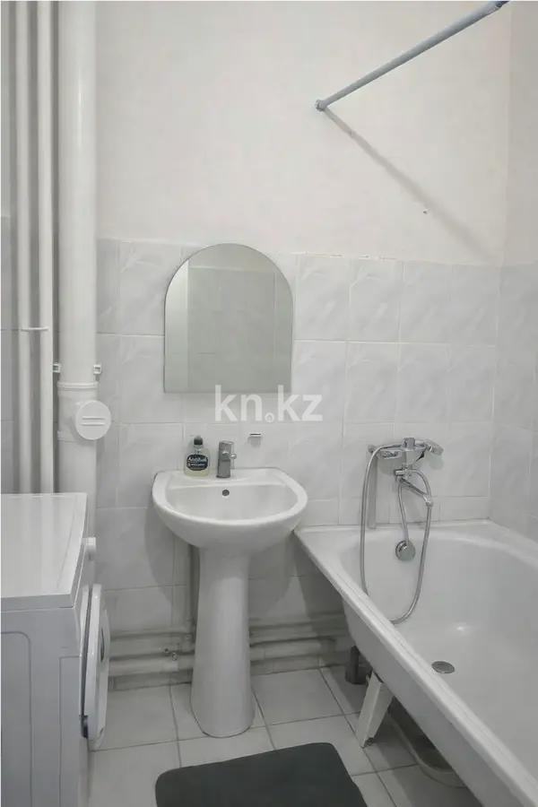 Продажа 3-комнатной квартиры, 72 м² в Алматы - фото 3