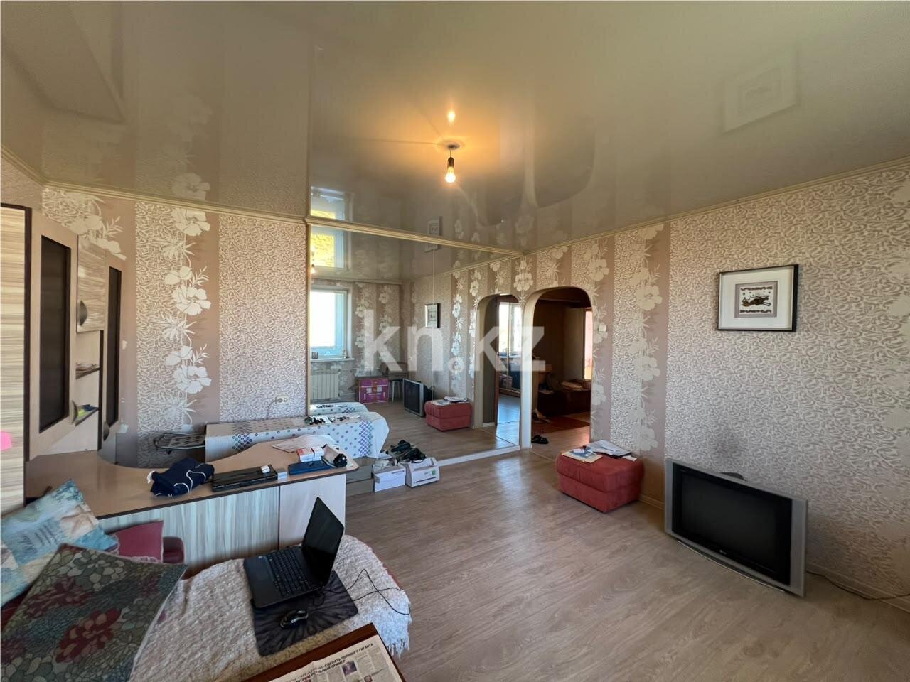 Продажа 3-комнатной квартиры, 62 м² в Караганде - фото 2