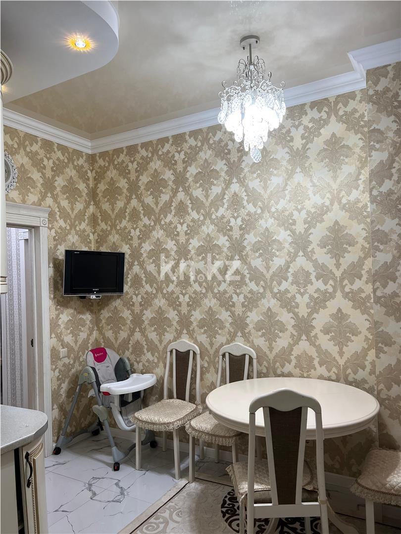 Продажа 3-комнатной квартиры, 90 м², ул. Акмешит в Астане - фото 11