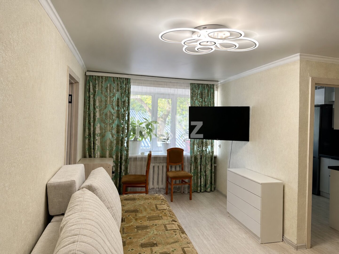 Продажа 2-комнатной квартиры, 49 м² в Караганде