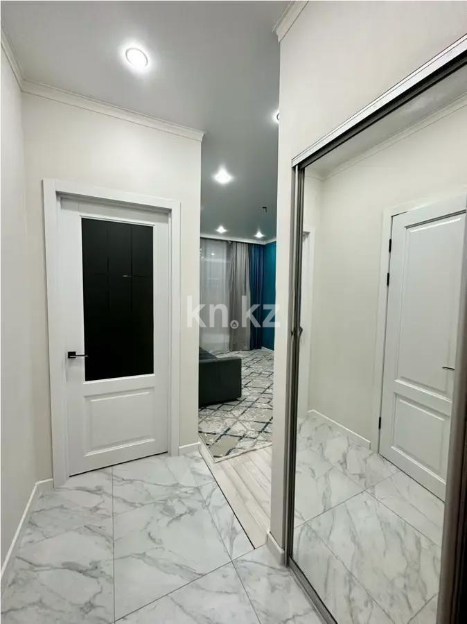 Продажа 1-комнатной квартиры, 38 м², ул. Нажимеденова, дом  21/1 в Астане - фото 4