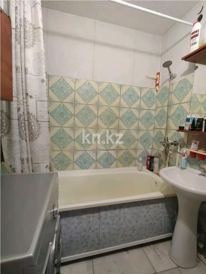 Продажа 4-комнатной квартиры, 87 м², пр. Шахтеров, дом  3 в Караганде - фото 8