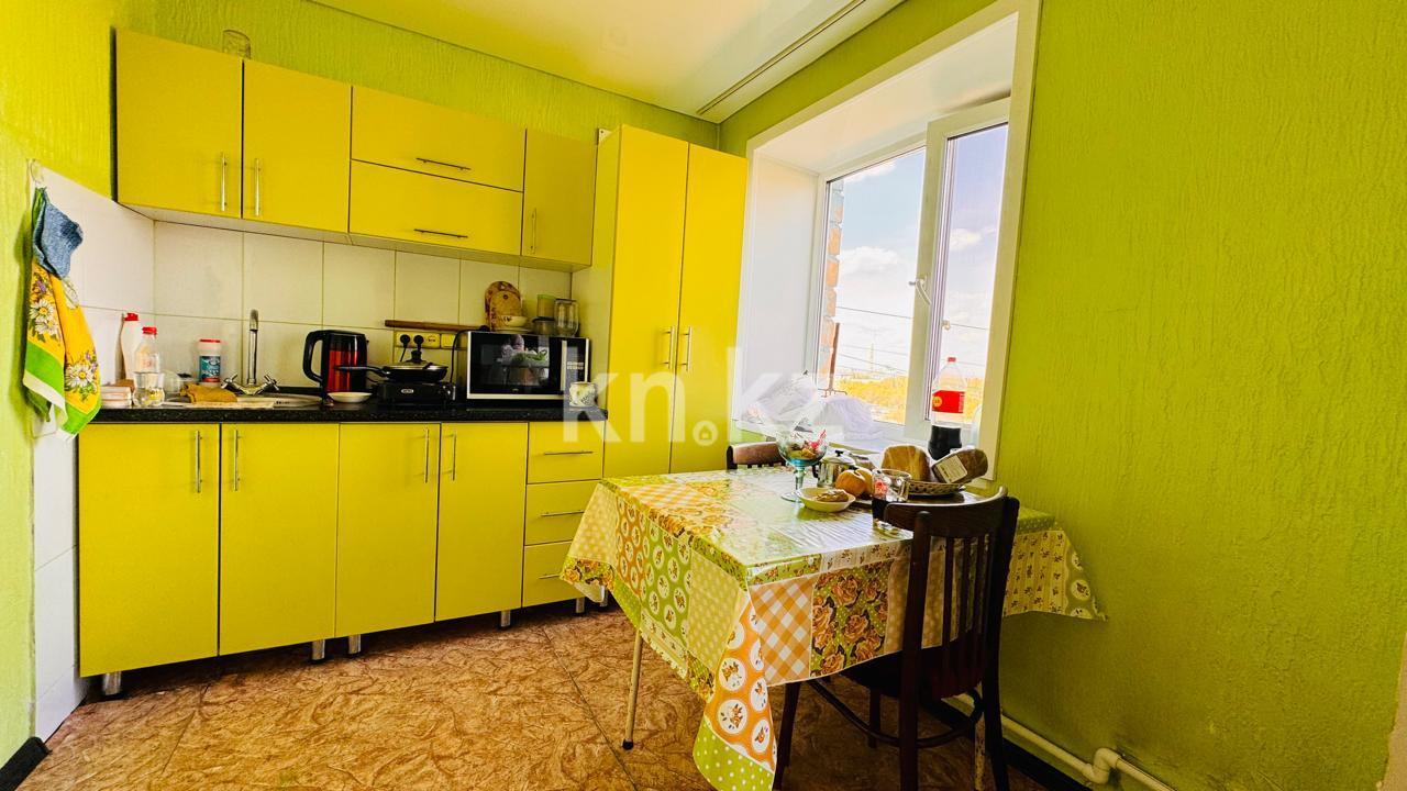 Продажа 2-комнатной квартиры, 44 м², 15 мкр. в Караганде - фото 4