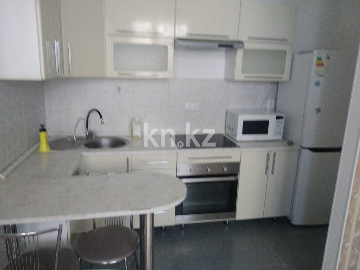 Аренда 1-комнатной квартиры, 38 м² в Астане