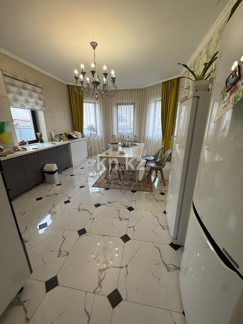 Продажа 5-комнатного дома, 220 м², ул. Маметовой, дом  57 в Алматы - фото 15