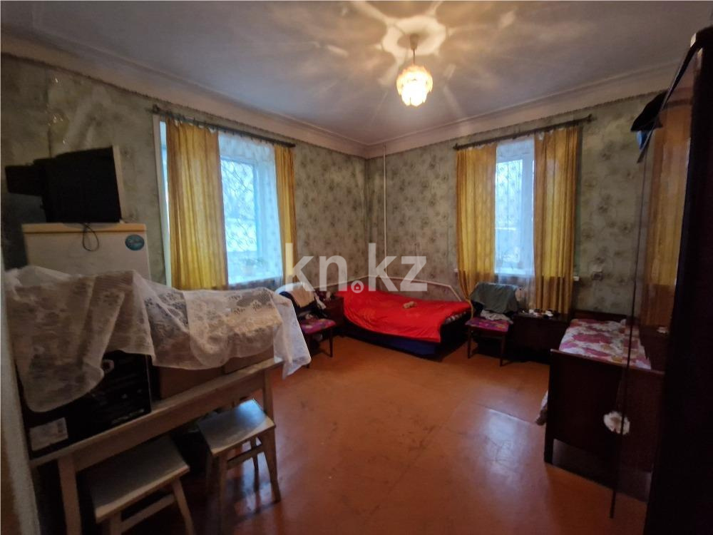 Продажа 2-комнатной квартиры, 59 м², ул. Кузембаева в Караганде