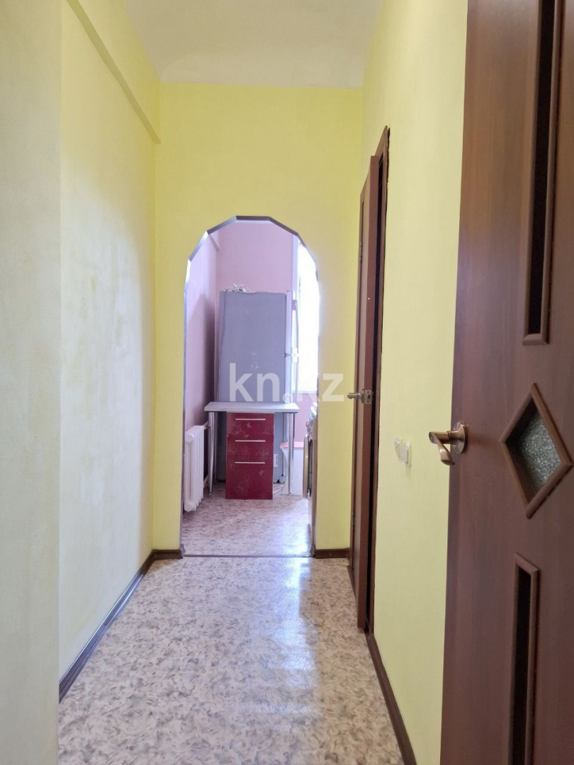 Продажа 3-комнатной квартиры, 82.2 м², пр. Назарбаева, дом  6 в Усть-Каменогорске - фото 11