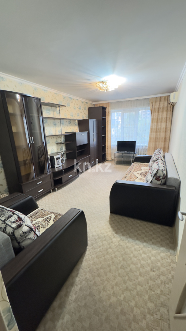 Продажа 2-комнатной квартиры, 51.6 м², мкр-н Аксай-4, дом  51 в Алматы